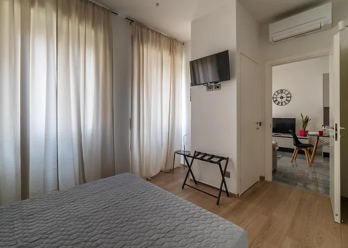 Guesthost - Regina Margherita * Rome